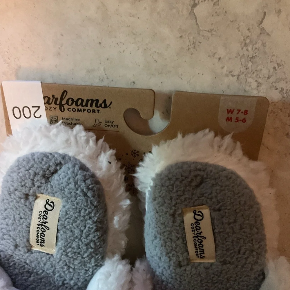 Dearfoams Cozy Comfort Unisex Snowman Slippers w/carrot nose W7-8 M5-6